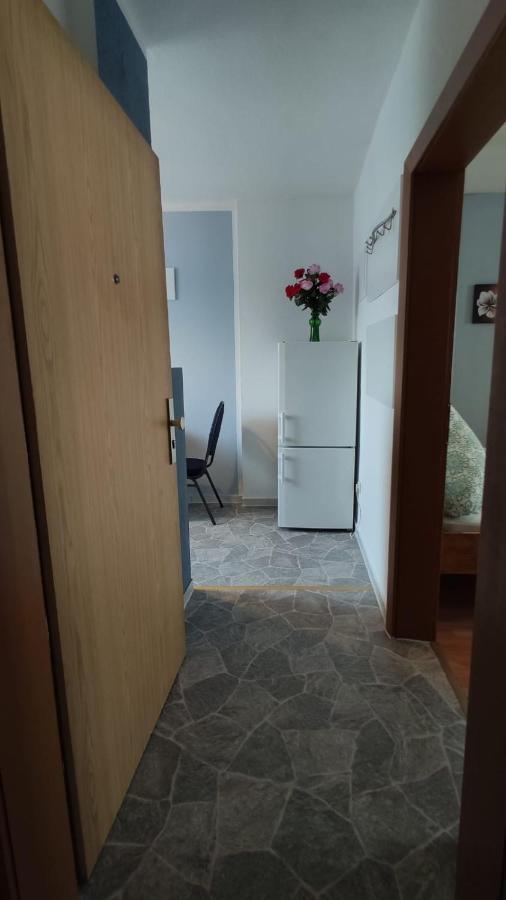 Thamy'S Homestay 2 Rostock Exterior foto